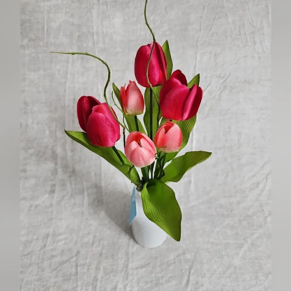 Rose Red Real Feel Tulip Arrangement in Glass Pot, 16